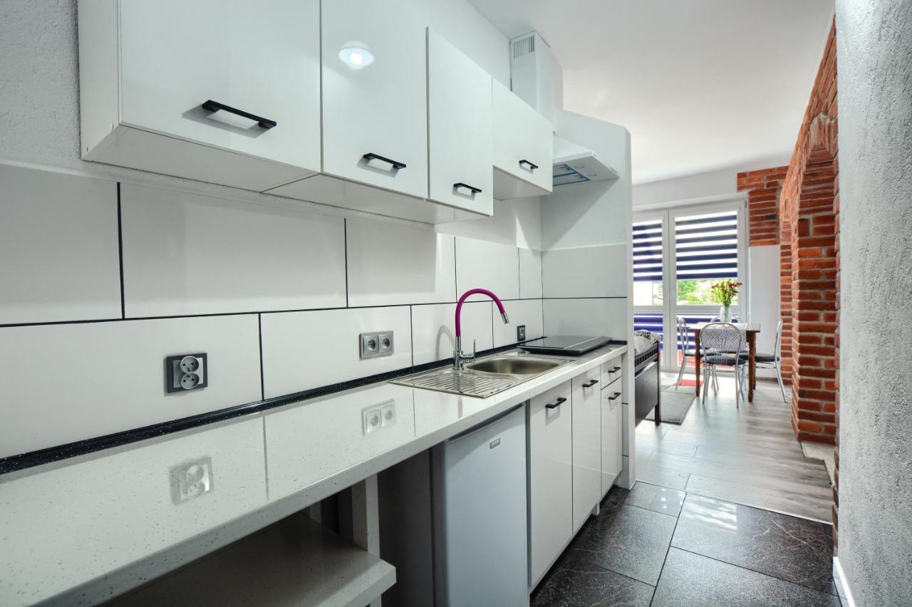 Ceglany Apartament Ustrzyki Dolne Exterior foto